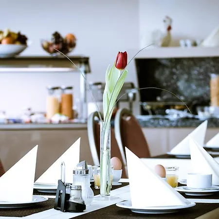 Waldhotel Am Eichholz Szálloda 3*