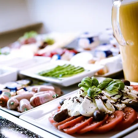 Waldhotel Am Eichholz 3*