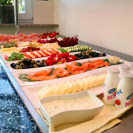 Waldhotel Am Eichholz 진델핑겐