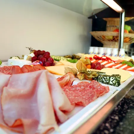 Waldhotel Am Eichholz 3*