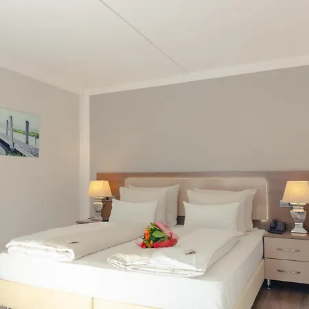 Waldhotel Am Eichholz 호텔 3*