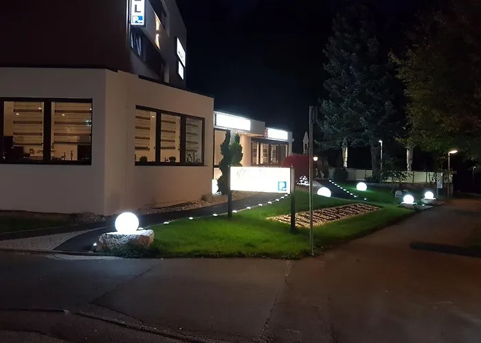 Waldhotel Am Eichholz Hotel