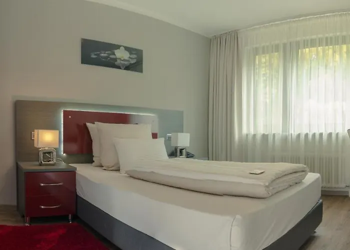 Waldhotel Am Eichholz ホテル ジンデルフィンゲン