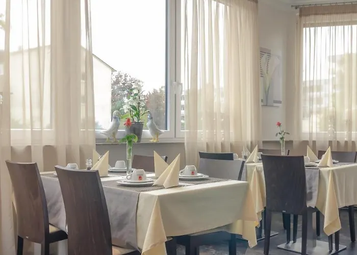 Waldhotel Am Eichholz ジンデルフィンゲン