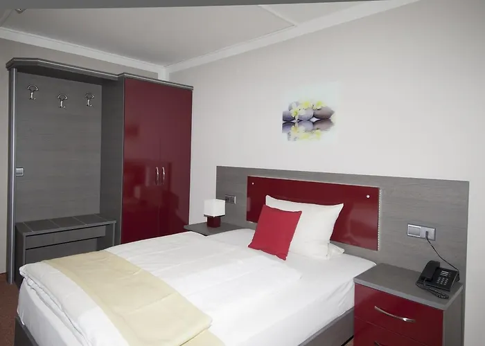 Waldhotel Am Eichholz 3*